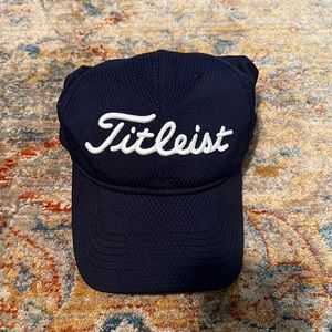 Golf mens navy titleist cap OS